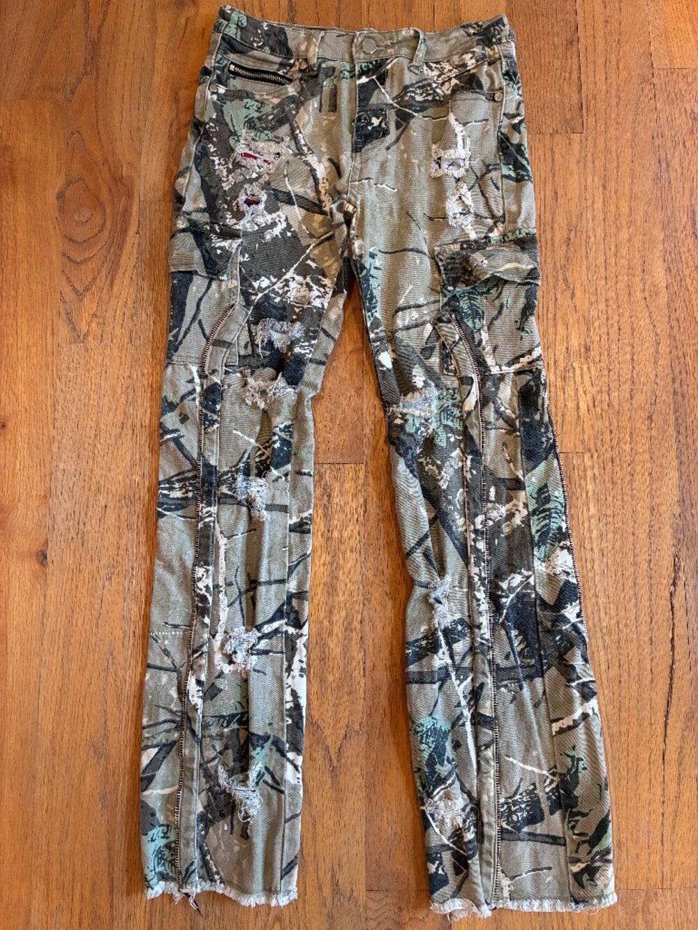 Rockstar Original Boys 12 Camo Distressed Cargo Jeans Side Zippers